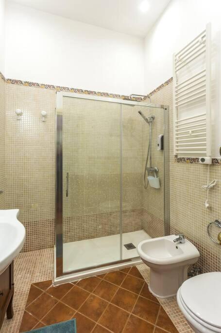 Apartamento Dimora Donna Vittoria Bari Exterior foto